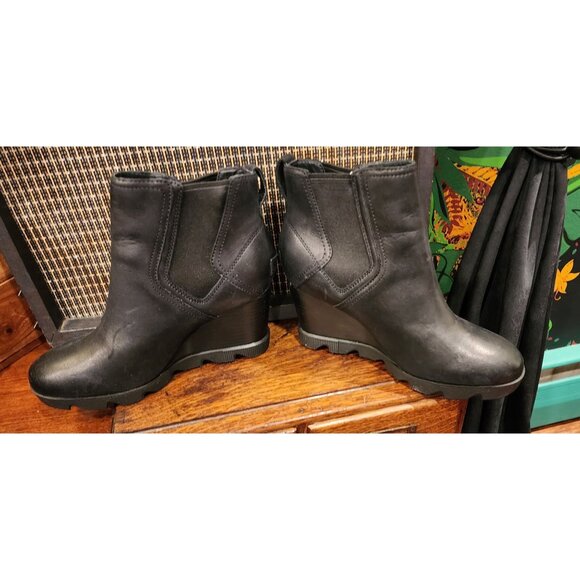 Sorel Black Leather Wedge Heel Ankle Boots Women's Size 8.5 M - Picture 2 of 11